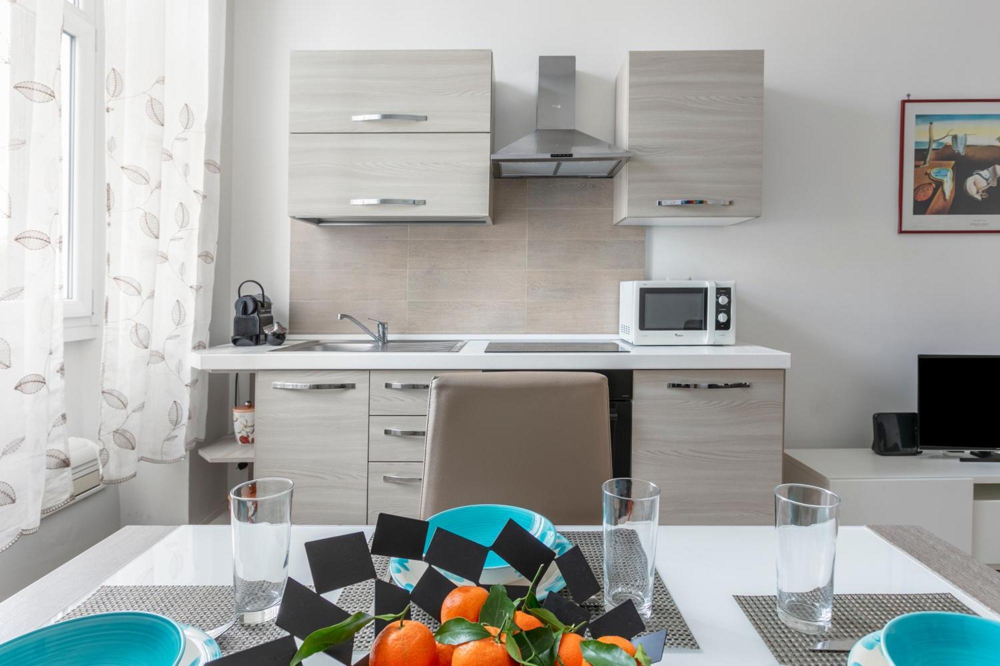 Deza Cozy Place Manzoni Rome Bagian luar foto